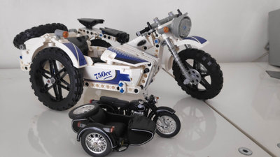 IMG_20200423_142724.jpg (243.29 Kio) Vu 3226 fois Mon MT11 et mon 750 latéral