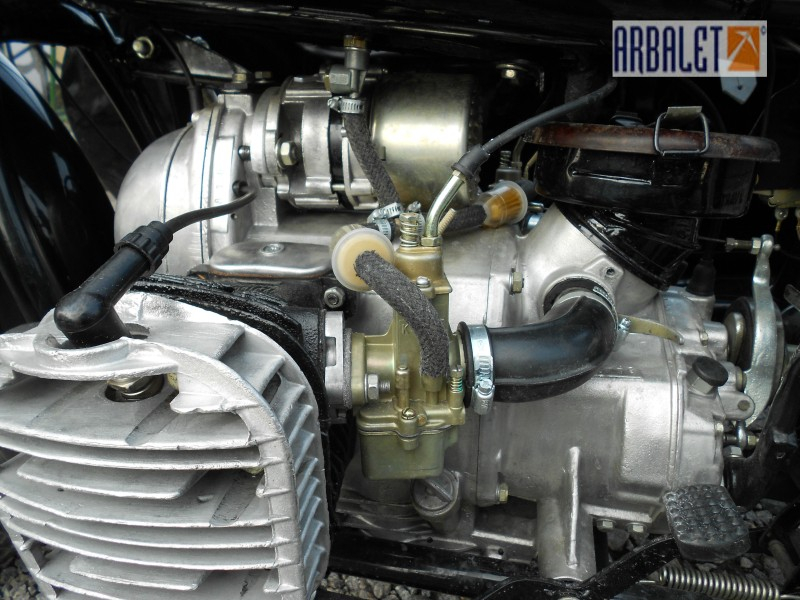 moto 040-800x600.jpg