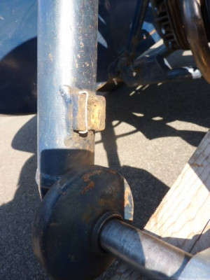 moyeu frein languette.JPG