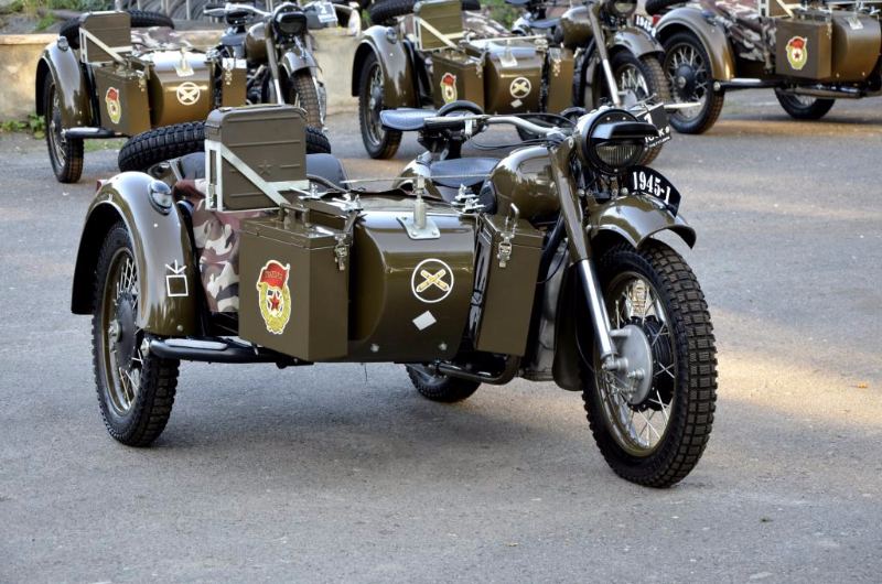 967-dnepr-k-750-wih-sidecar-excellent-restoraton-13.jpg