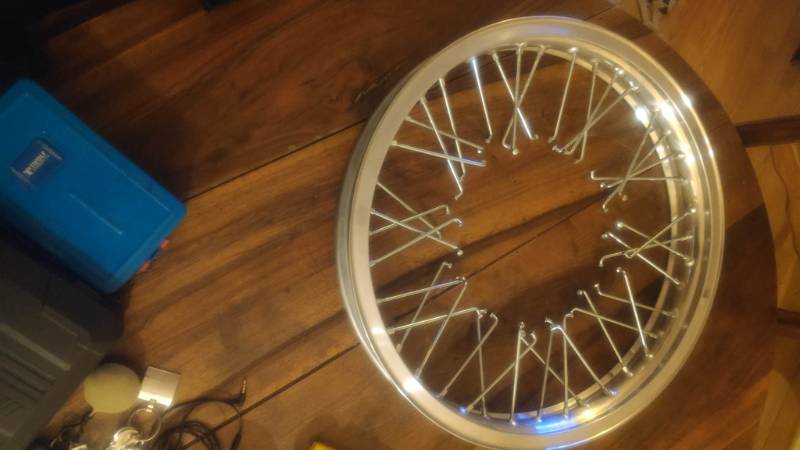 Perçage pour le passage des rayons