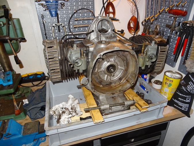 Dépose embrayage 05.jpg