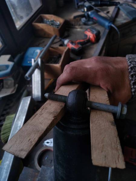 Compresser les ressorts