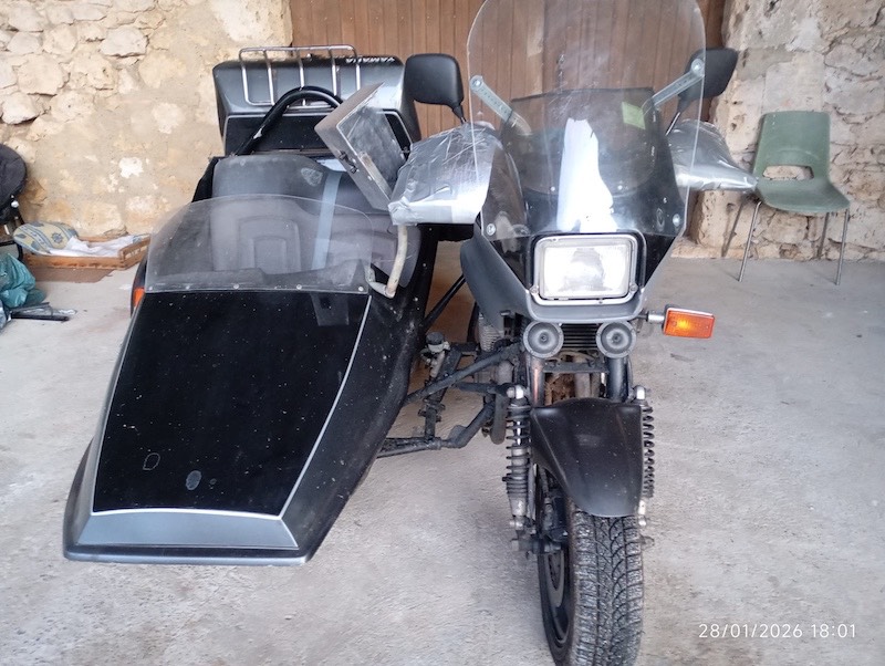 Moto coincoin.jpeg