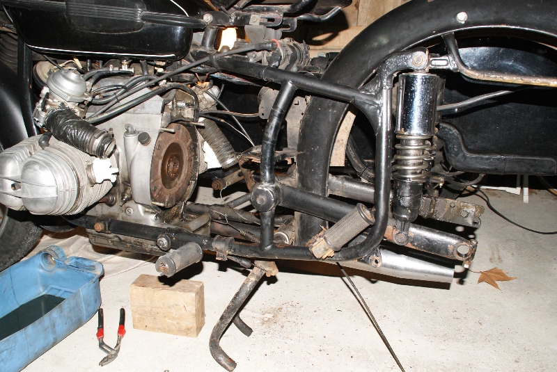 01 moteur dans cadre bis.jpg