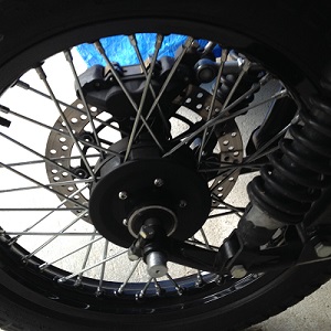 Roue AV - Copie.JPG